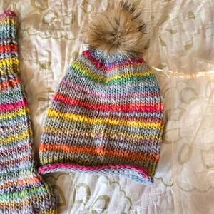 Hamdmade knit slouch cap with real fur pom that unsnaps, & matching neck warmer